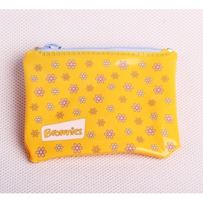 Custom  pvc yellow zipper bag